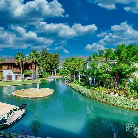 Portville Villas #88 גוג'ק