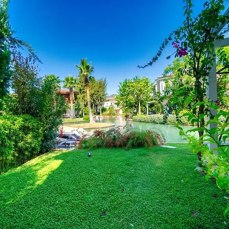 Portville Villas #88 וילה